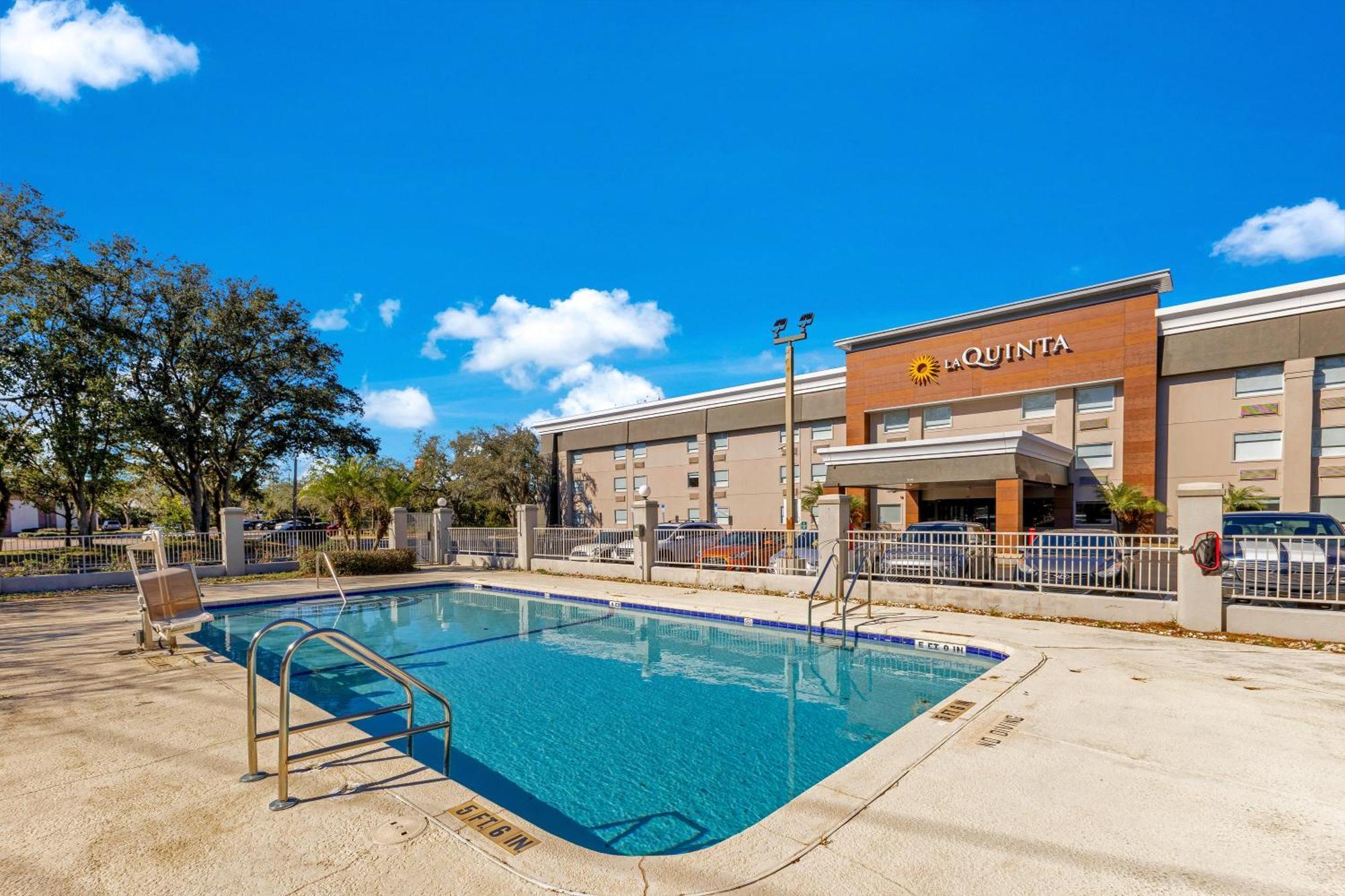 La Quinta Inn & Suites By Wyndham Jacksonville Mandarin Exteriér fotografie